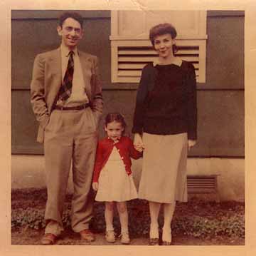 Photo of Phoebe as a Child with her Parents